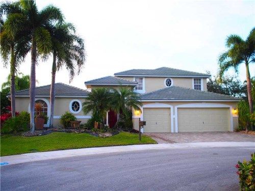 384 MALLARD DR, Fort Lauderdale, FL 33327