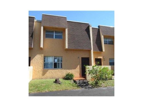 5836 BLUEBERRY CT # 64, Fort Lauderdale, FL 33313