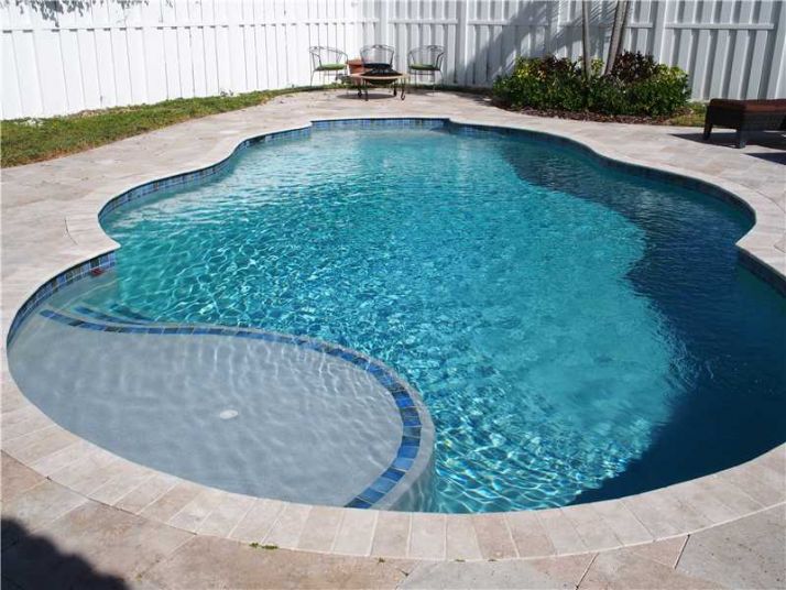 838 TANGLEWOOD CR, Fort Lauderdale, FL 33327