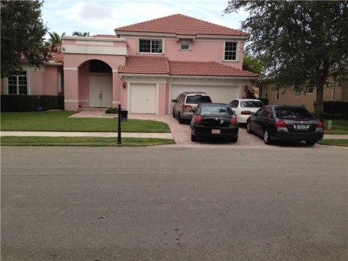3942 W Lake Estates Dr, Fort Lauderdale, FL 33328