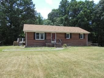 130 Vivian Lane, Reidsville, NC 27320