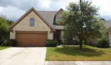 1052 Misty Cliff Dr Dickinson, TX 77539