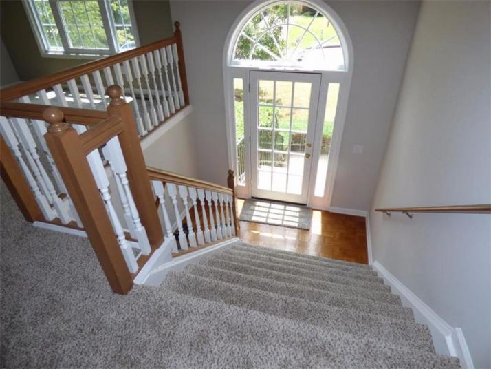 207 Eagle Glen Court, Woodstock, GA 30189