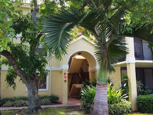 10125 W SUNRISE BL # 302, Fort Lauderdale, FL 33324