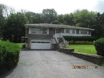 10 Corrine Drive, Prospect, CT 06712