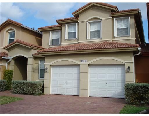 11045 NW 87 ST, Miami, FL 33178