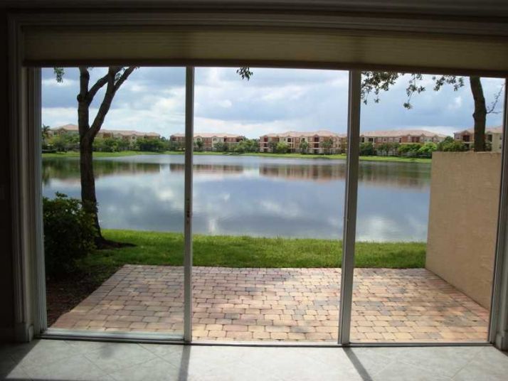 16250 SW 47 MNR # 16250, Hollywood, FL 33027