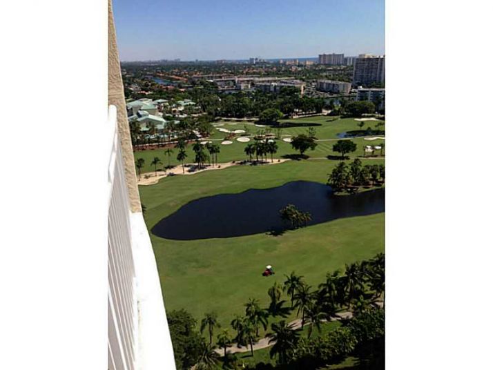 1745 E HALLANDALE BEACH BL # 2005W, Hallandale, FL 33009