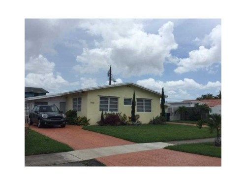 1900 SW 70 AV, Miami, FL 33155
