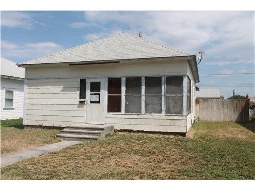 709 Culbertson Ave, Worland, WY 82401