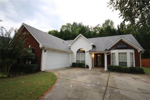 565 Sterling Pointe Court, Lawrenceville, GA 30043
