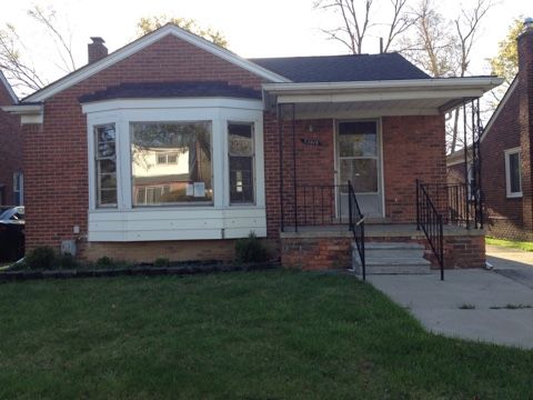 23578 Jerome St, Oak Park, MI 48237