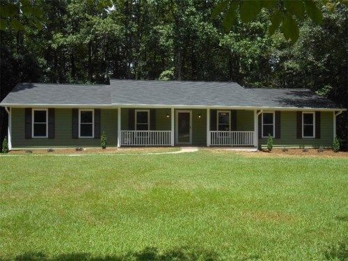 205 Kingswood Drive, Fayetteville, GA 30215