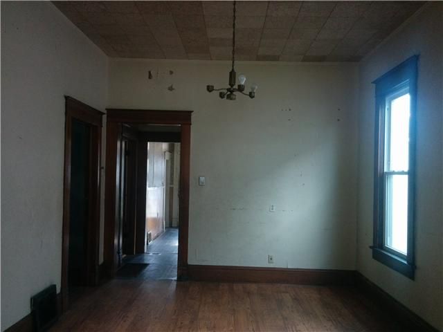 751 Tauromee Ave, Kansas City, KS 66101