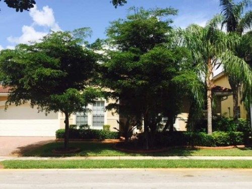 5188 SW 183 AV, Hollywood, FL 33029