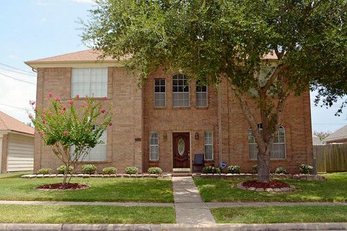 2001 Westminister St, Pearland, TX 77581