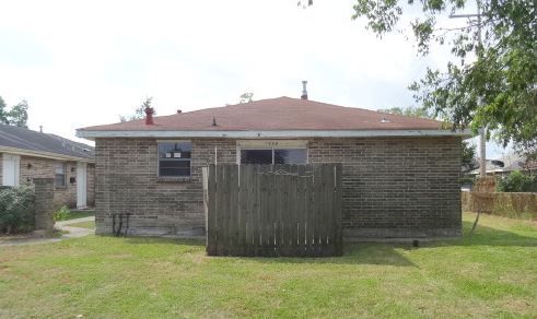 6900 Rosebank Dr, Metairie, LA 70003