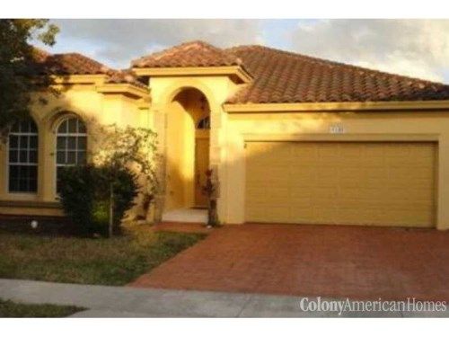 5139 SW 139 AV, Hollywood, FL 33027