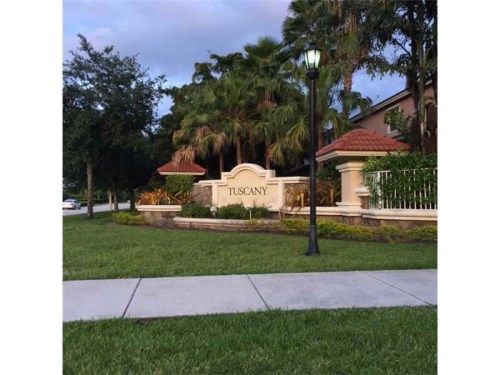 2767 SW 82ND AV # 103, Hollywood, FL 33025