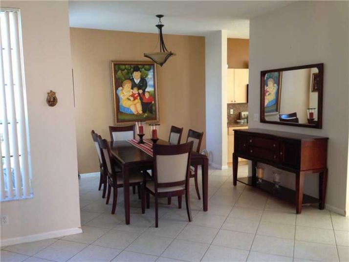 2436 SW 162 TE, Hollywood, FL 33027