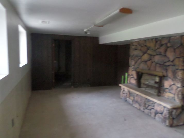 24901 Panama Ave, Warren, MI 48091
