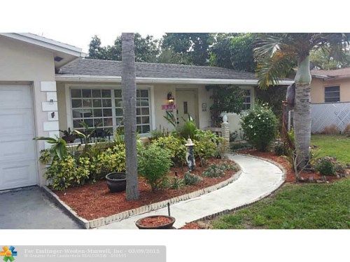 1915 N 58TH AVE, Hollywood, FL 33021