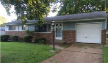 890 Iris Dr Florissant, MO 63031