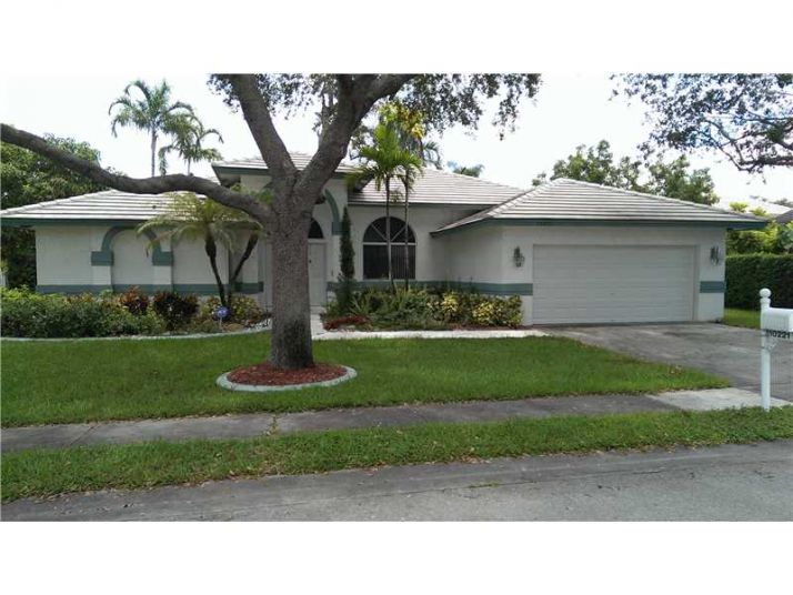 10221 SW 13TH ST, Hollywood, FL 33025