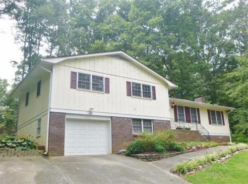 7045 Woodland Place, Kennesaw, GA 30152