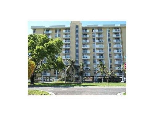 2020 NE 135 ST # 507, Miami, FL 33181