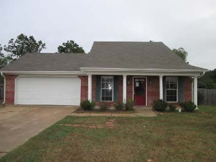 604 Juniper Cv, Pearl, MS 39208