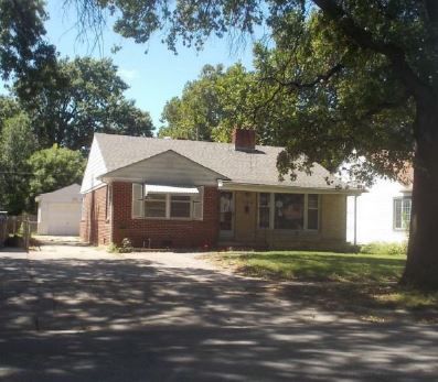 739 S Edgemoor St, Wichita, KS 67218