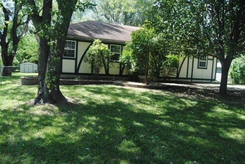 16012 Speaker Ave, Belton, MO 64012