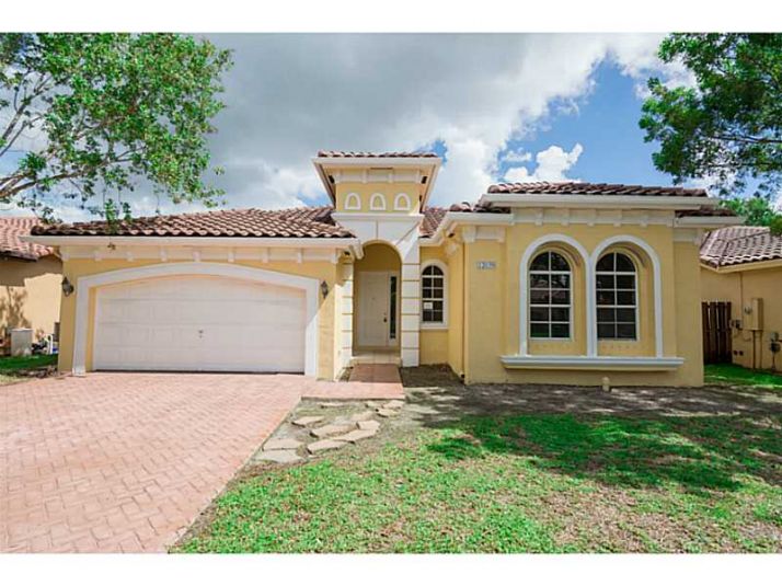 12839 SW 50 CT, Hollywood, FL 33027