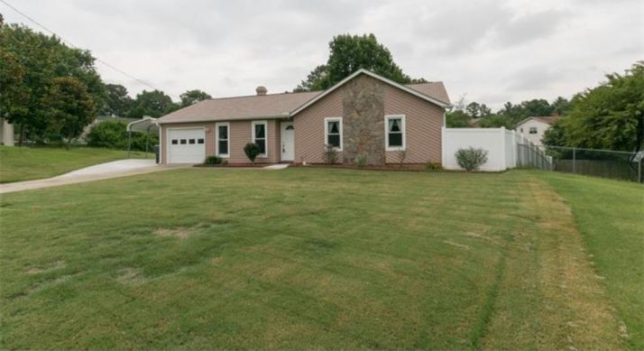 5023 Halfmoon Court Nw, Lilburn, GA 30047