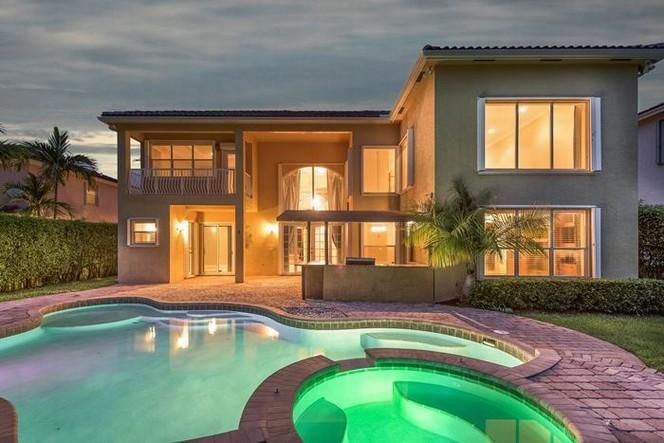 4928 SW 195TH TER, Hollywood, FL 33029