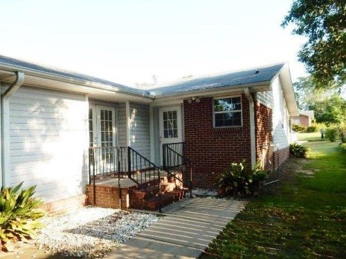 102 Circle Dr, Enterprise, AL 36330