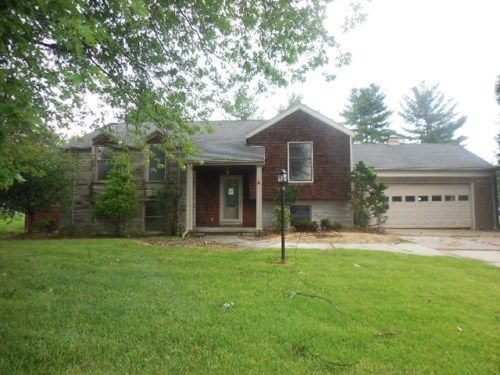 1786 Concord Dr, Princeton, IN 47670