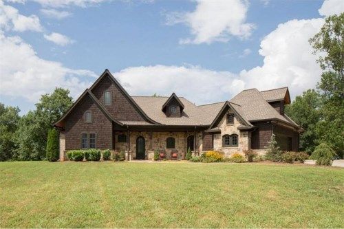 800 Little Mountain Road, Dawsonville, GA 30534