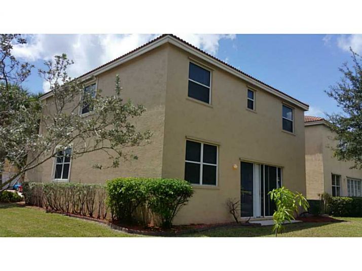 15501 SW 50TH CT, Hollywood, FL 33027