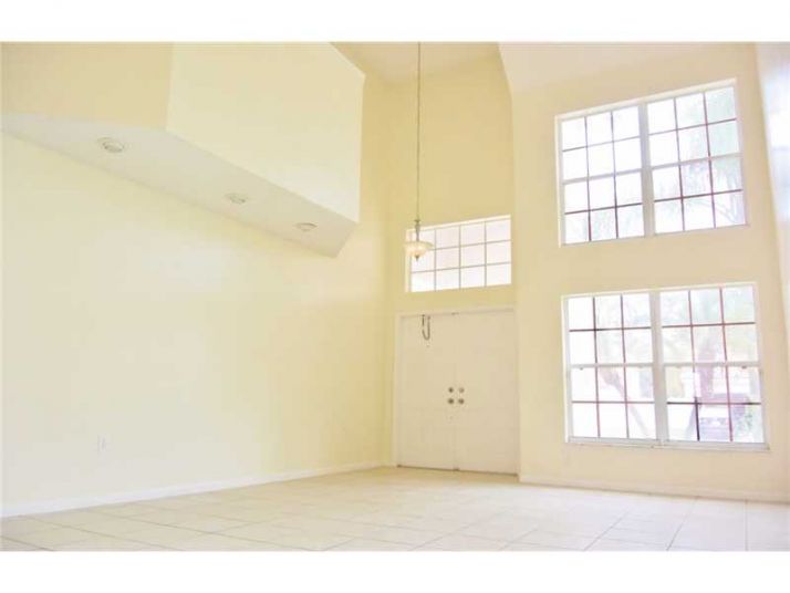 20327 SW 3RD ST, Hollywood, FL 33029