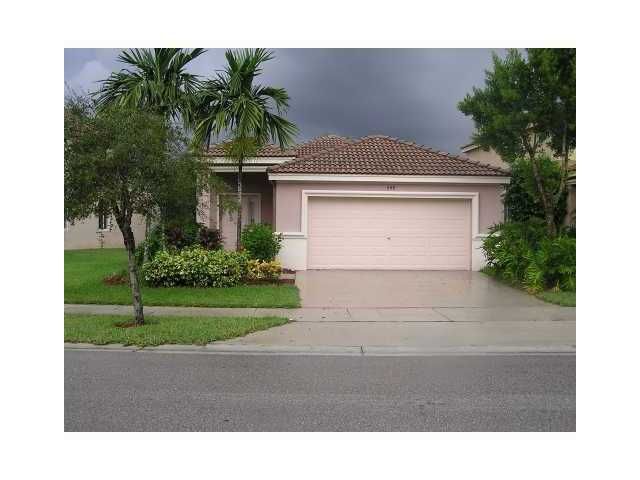 548 CONSERVATION DR, Fort Lauderdale, FL 33327