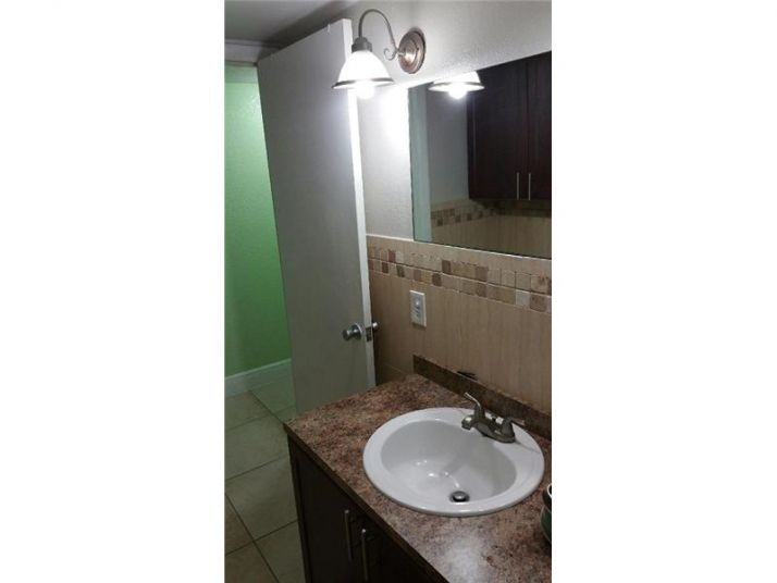 1825 W 56 ST # 412, Hialeah, FL 33012