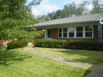 2608 Fairhill Dr, Cincinnati, OH 45239