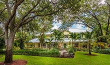 10801 SW 88 CT Miami, FL 33176
