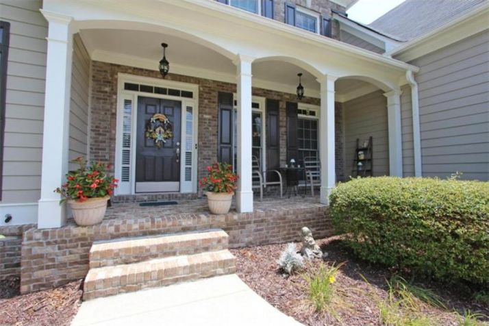 816 Highcrest Drive, Acworth, GA 30101