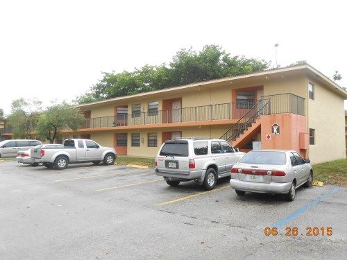 4163 Lakeside Drive, Fort Lauderdale, FL 33319