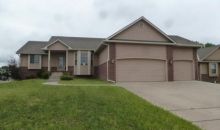 8960 N Ridgewood Ct Valley Center, KS 67147