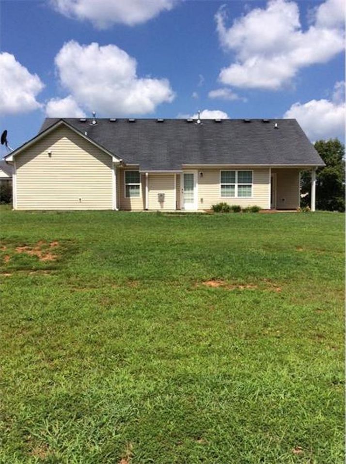 312 Oliver Ridge Drive, Commerce, GA 30529