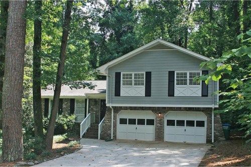 5578 Fern Creek Drive, Lilburn, GA 30047